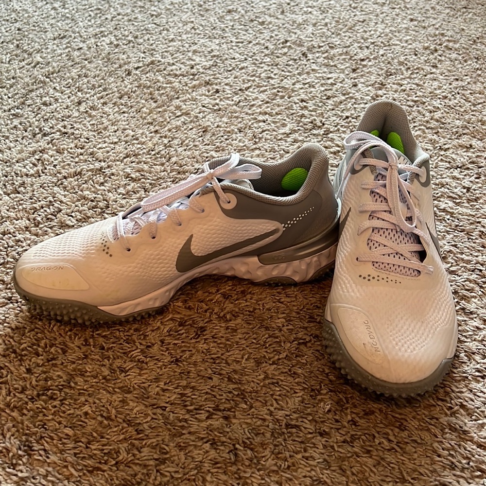 ALPHA HUARACHE ELT 3 TURFS